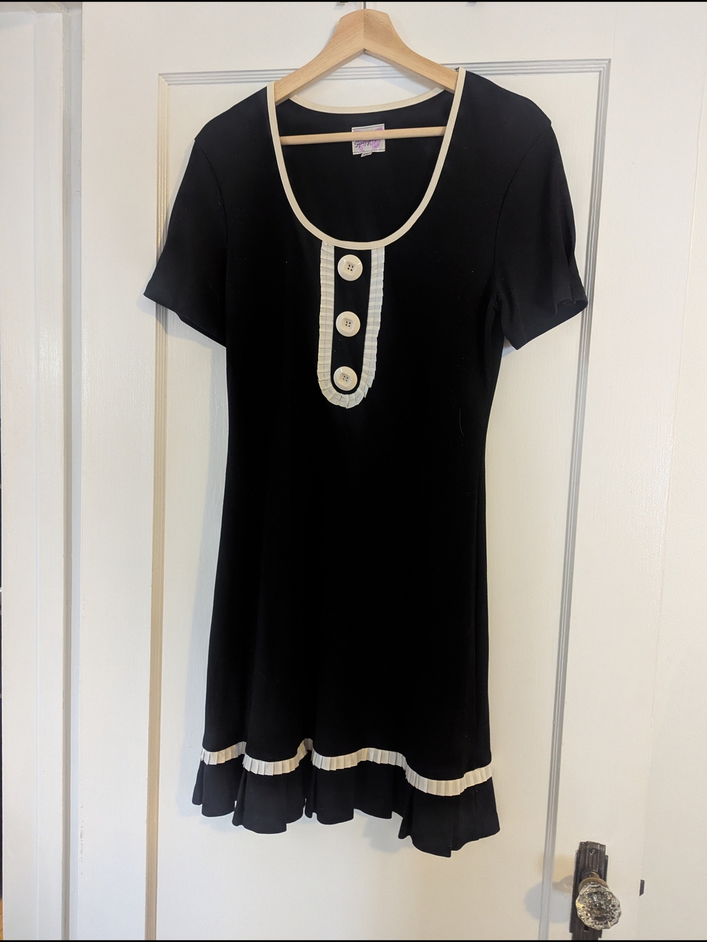 Black Short Sleeve Knit Dress with Cream Trim - Fits Like M Or L